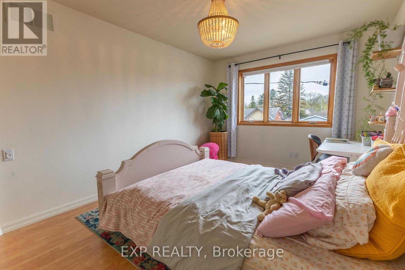 162 Westhaven Crescent