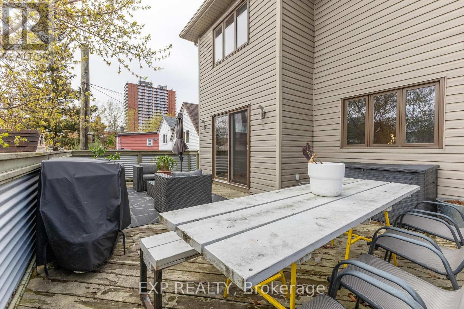 162 Westhaven Crescent