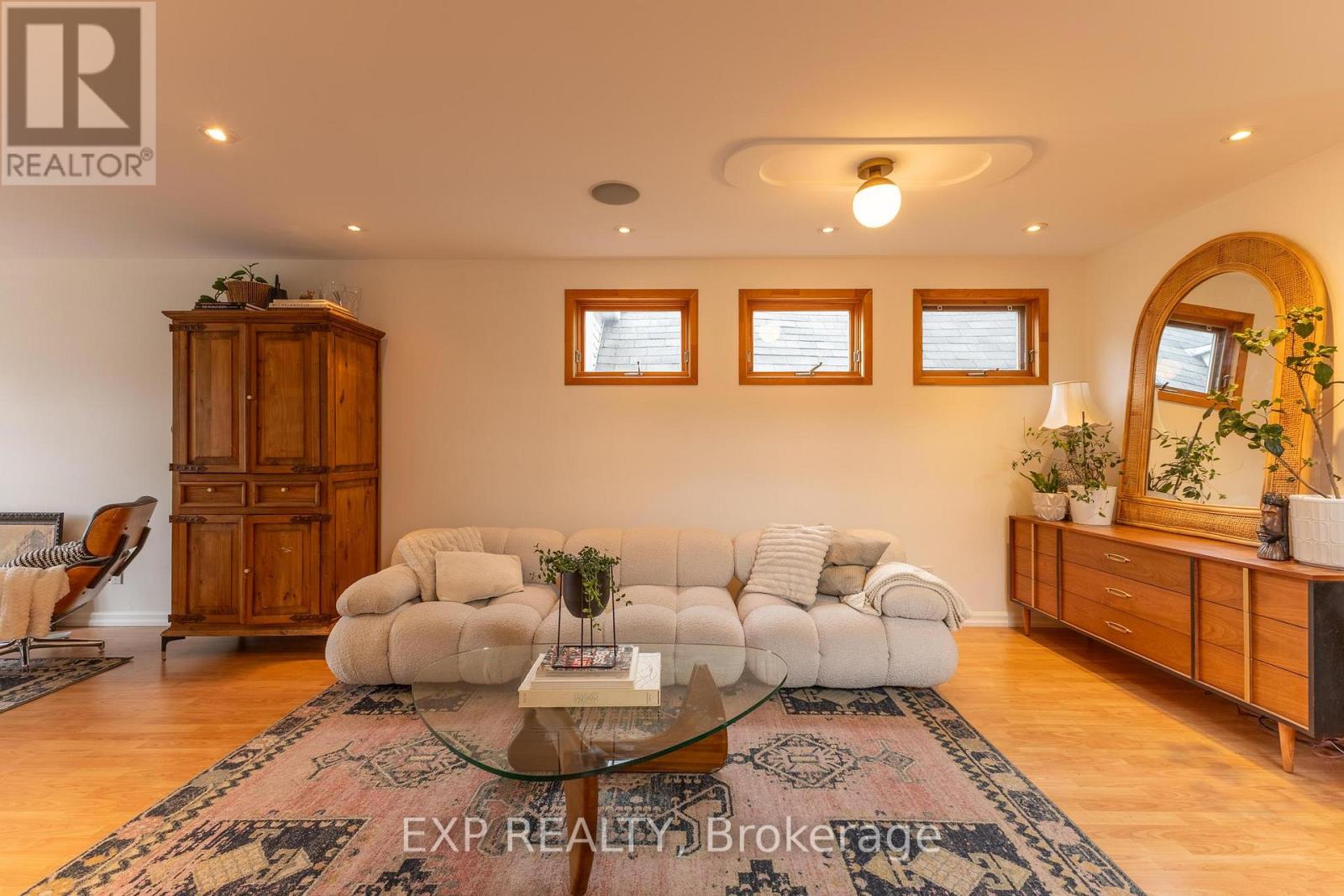 162 Westhaven Crescent