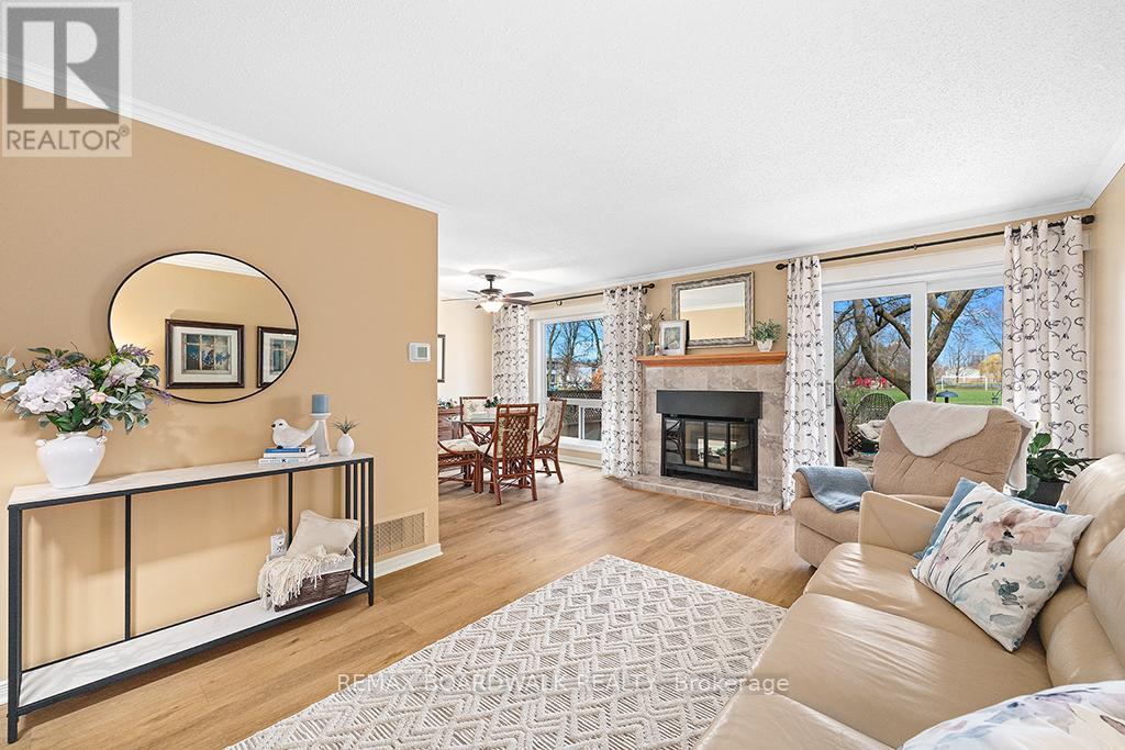 1111 Des Forets Avenue