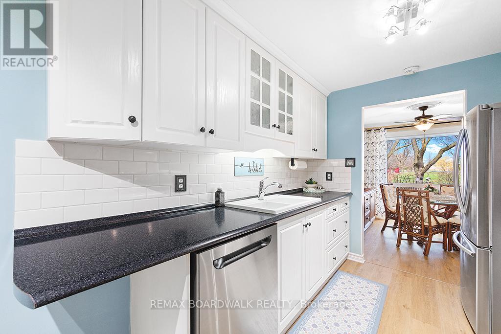 1111 Des Forets Avenue