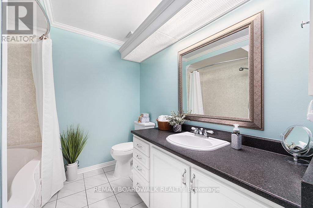1111 Des Forets Avenue