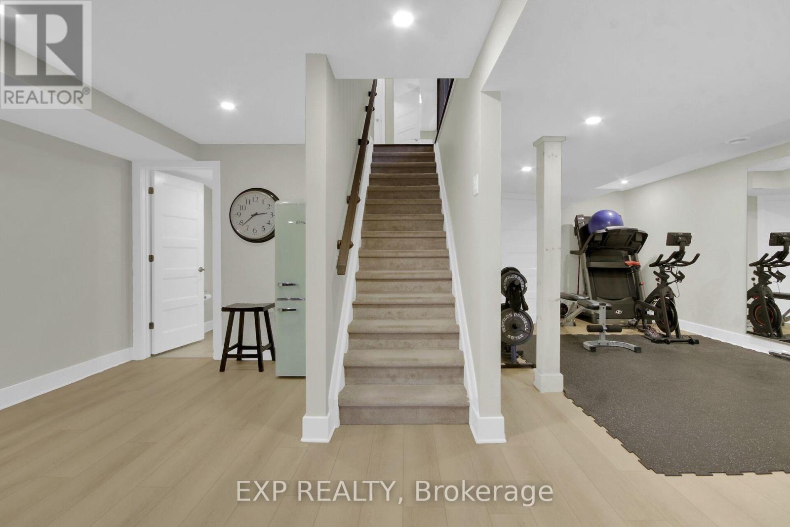 374 Honeyborne Street