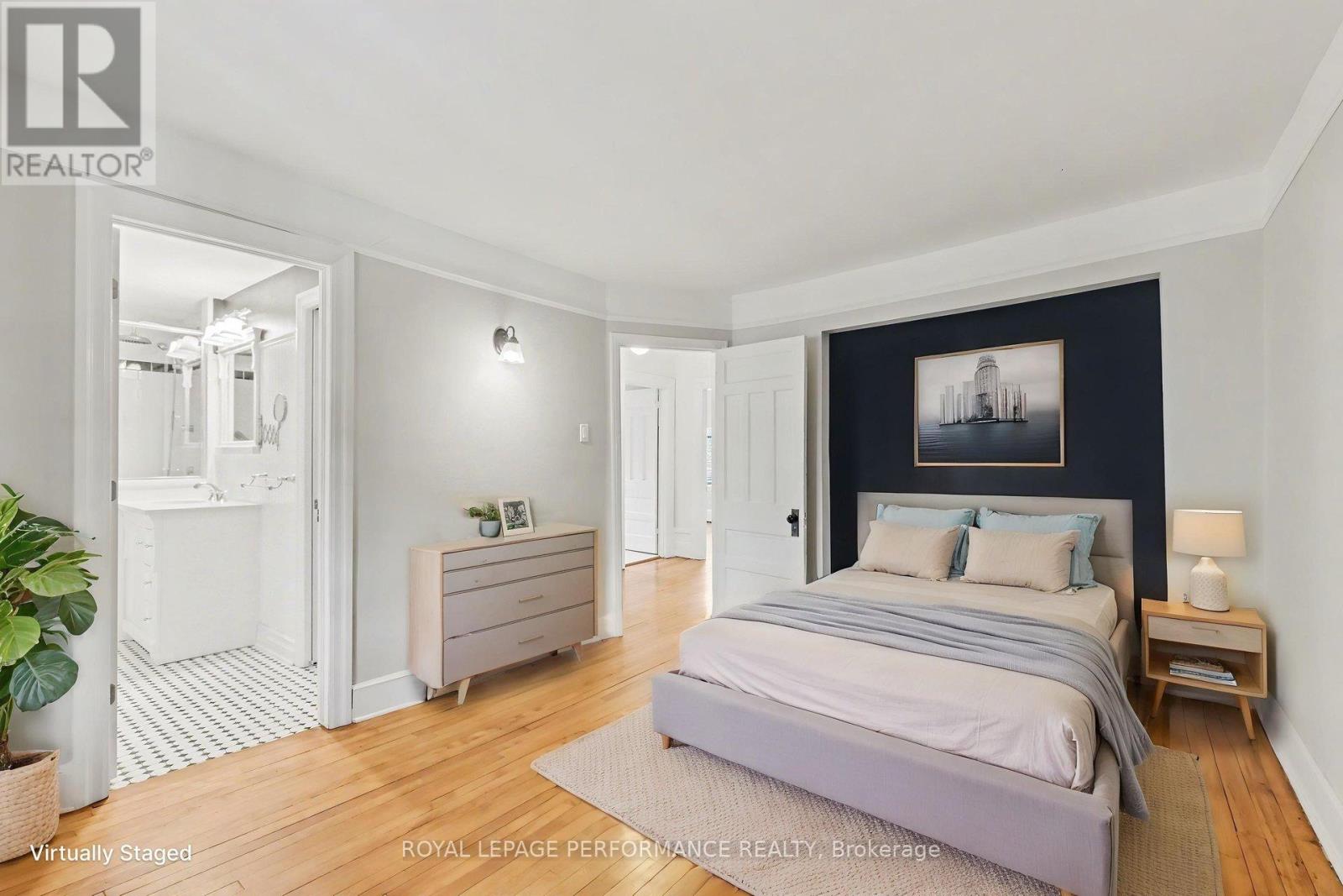 506 Wentworth Avenue