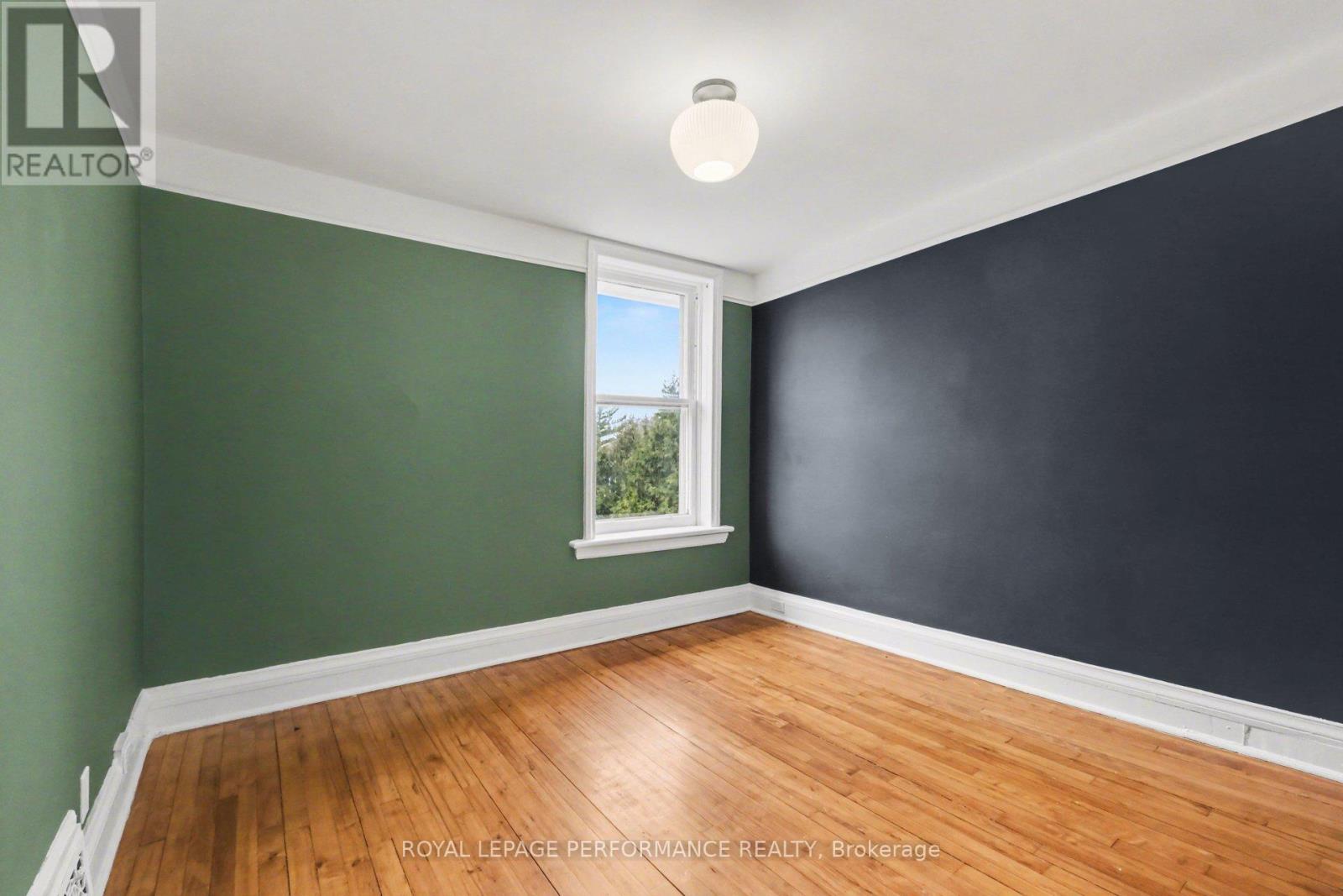 506 Wentworth Avenue