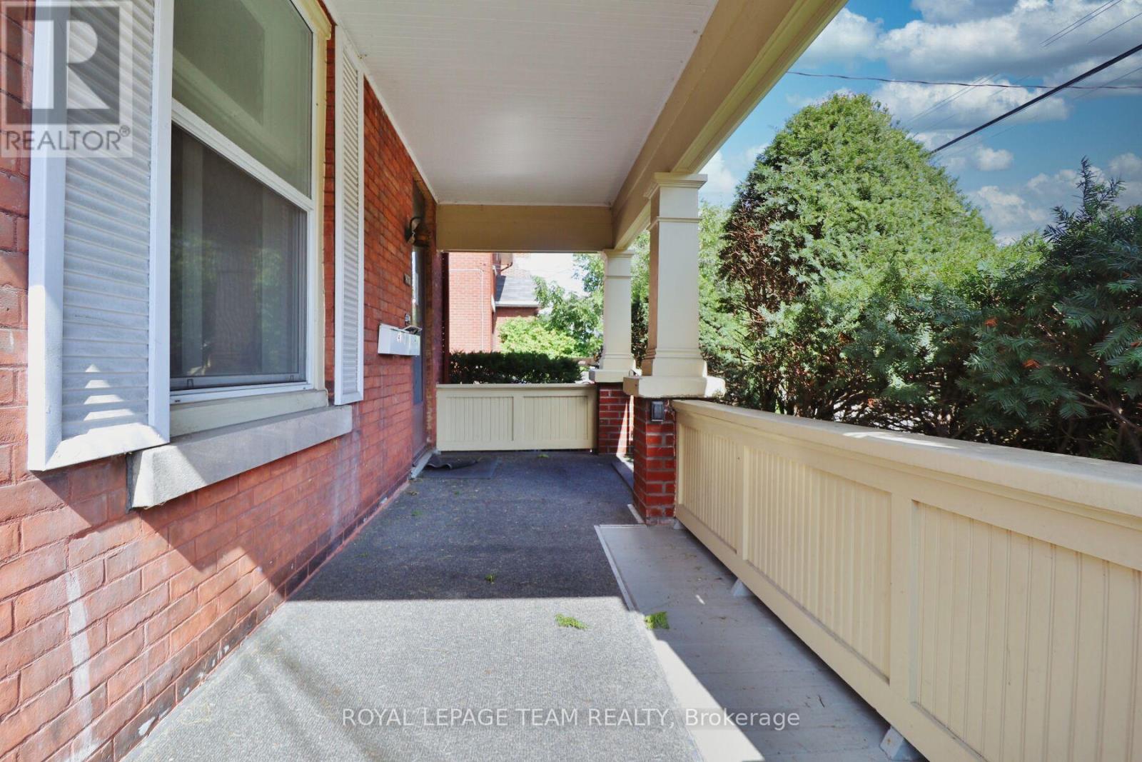 438 Parkdale Avenue