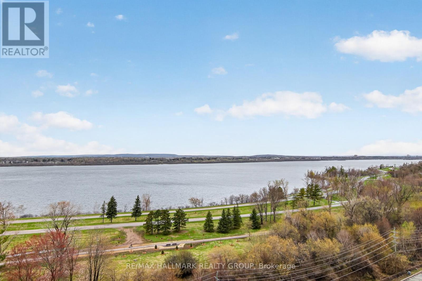 1210 - 1081 Ambleside Drive