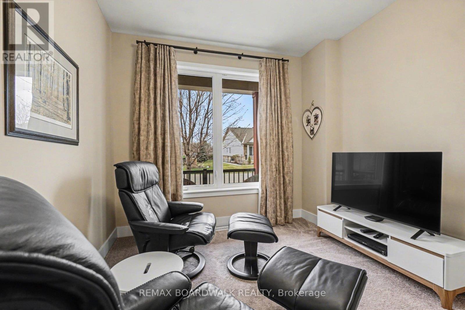 164 Boxcar Crescent