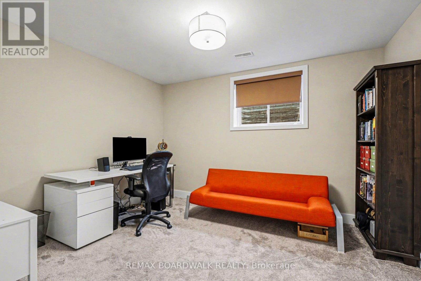 164 Boxcar Crescent