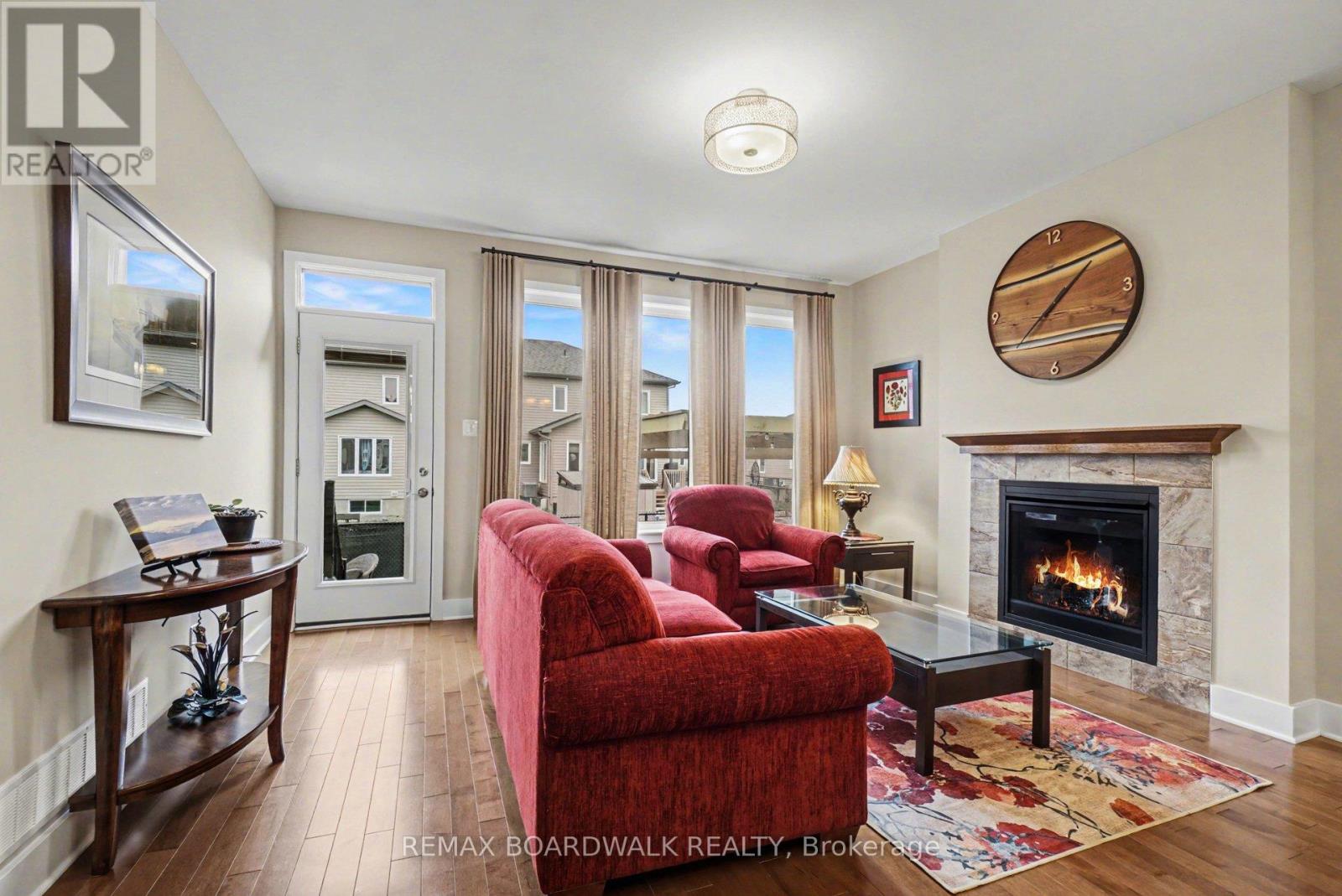 164 Boxcar Crescent