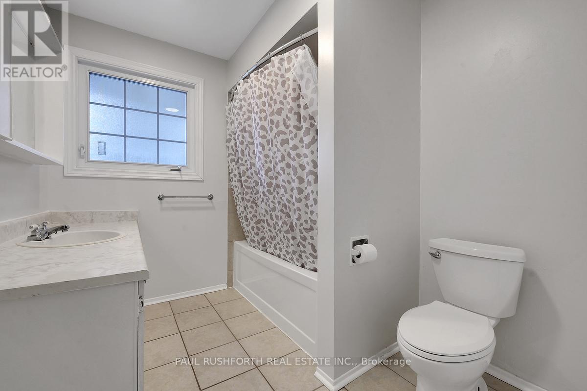 1107 Meadowlands Drive