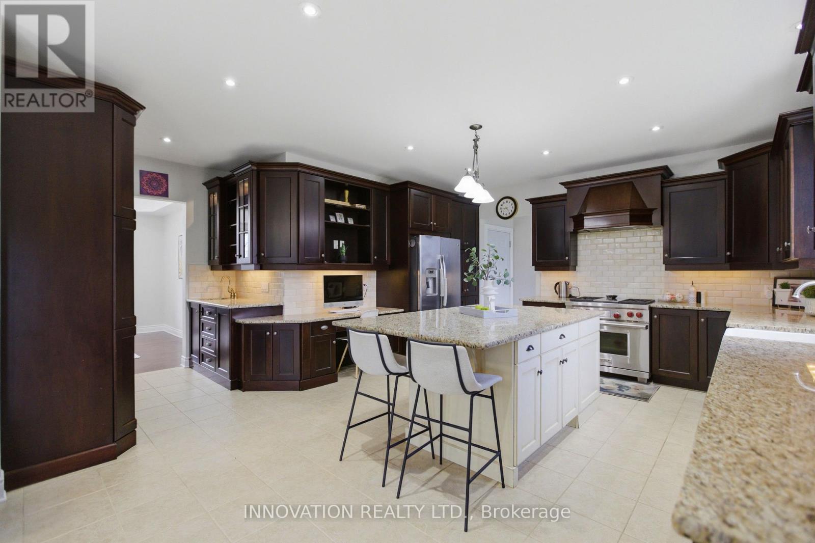 6378 Deer Valley Crescent