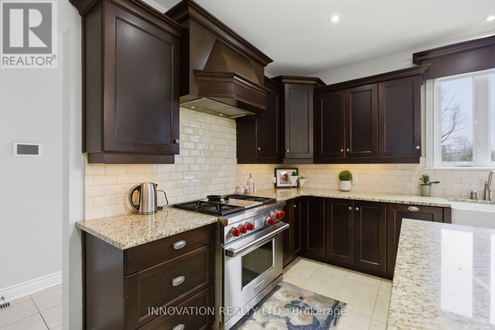 6378 Deer Valley Crescent