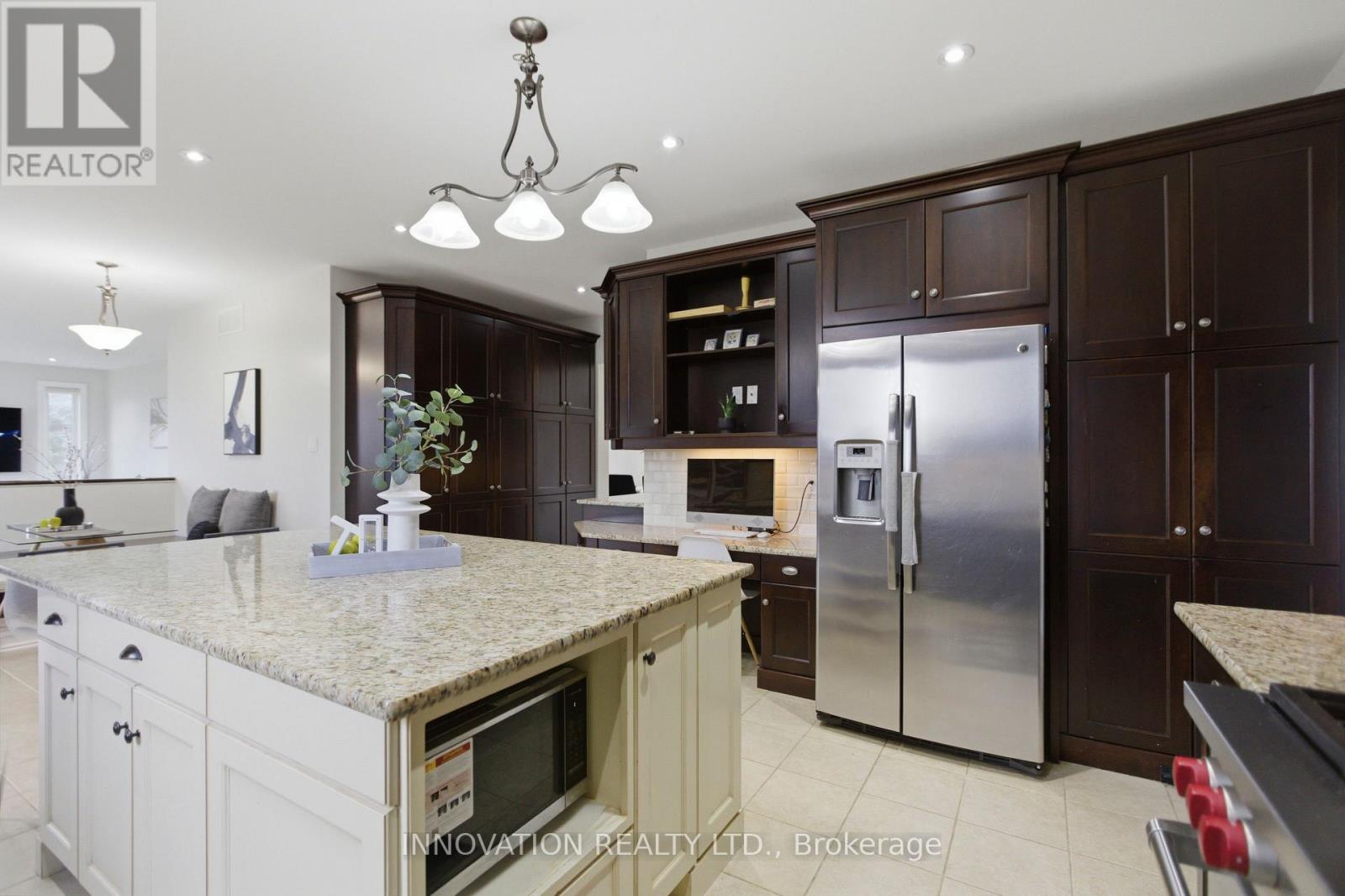 6378 Deer Valley Crescent
