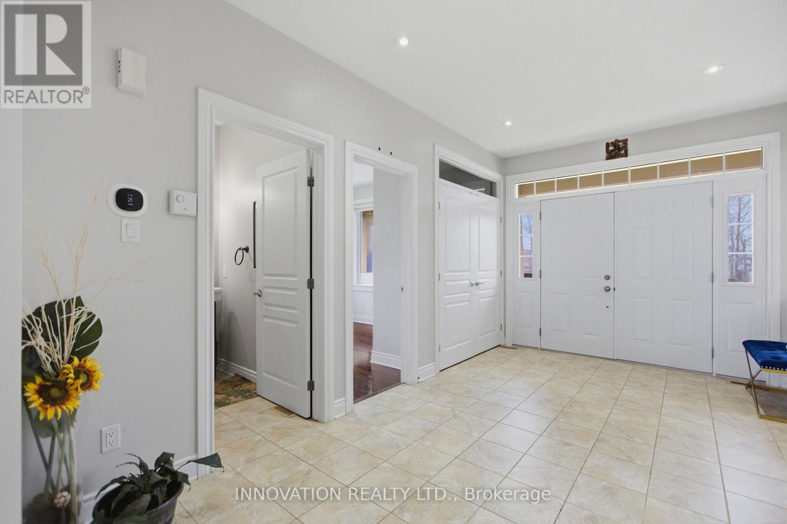 6378 Deer Valley Crescent