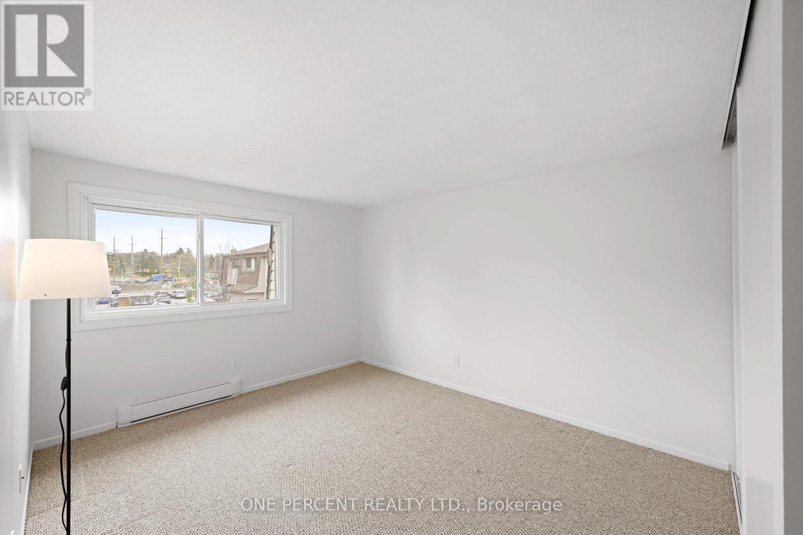 11 - 2640 Draper Avenue