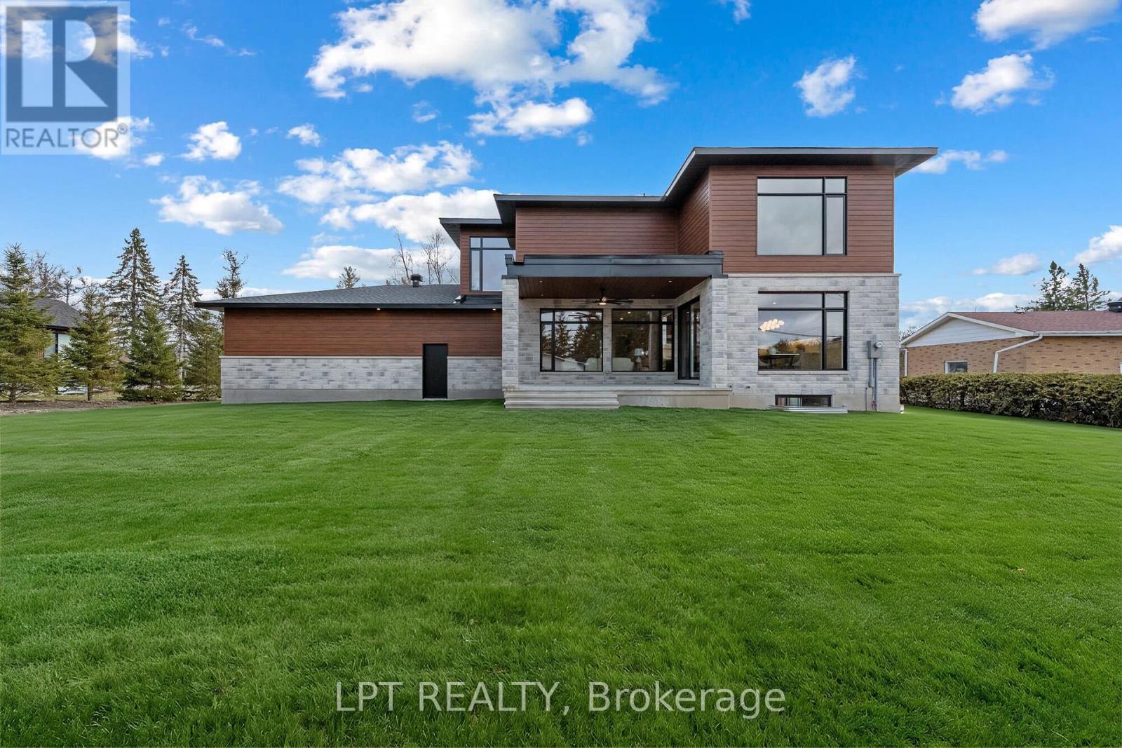 400 Ashbee Court