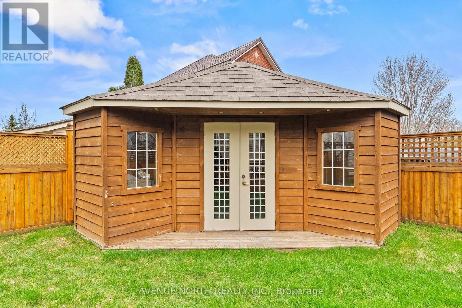 68 Maple Stand Way