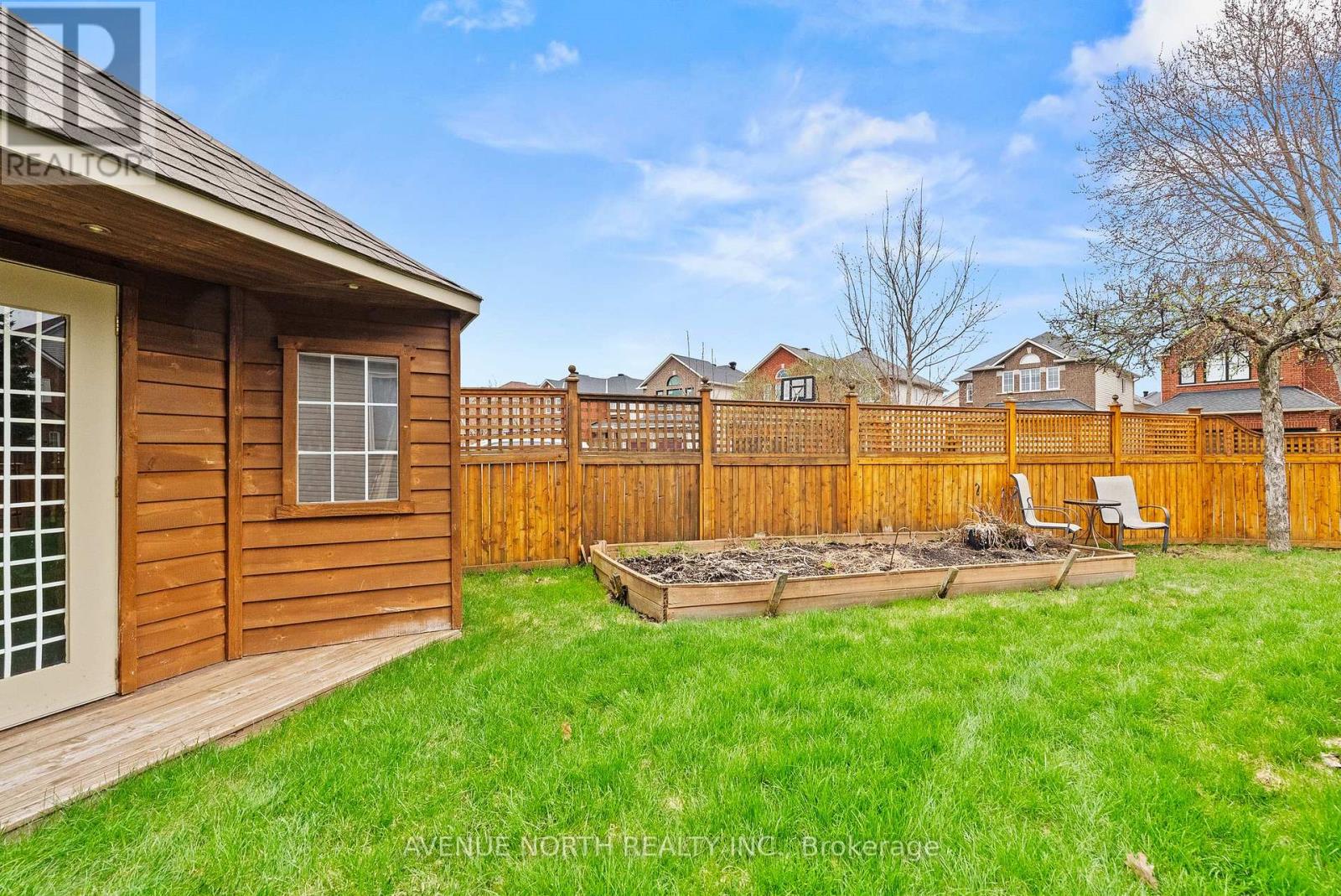 68 Maple Stand Way