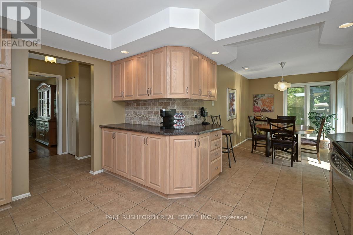 10 Cosburn Avenue