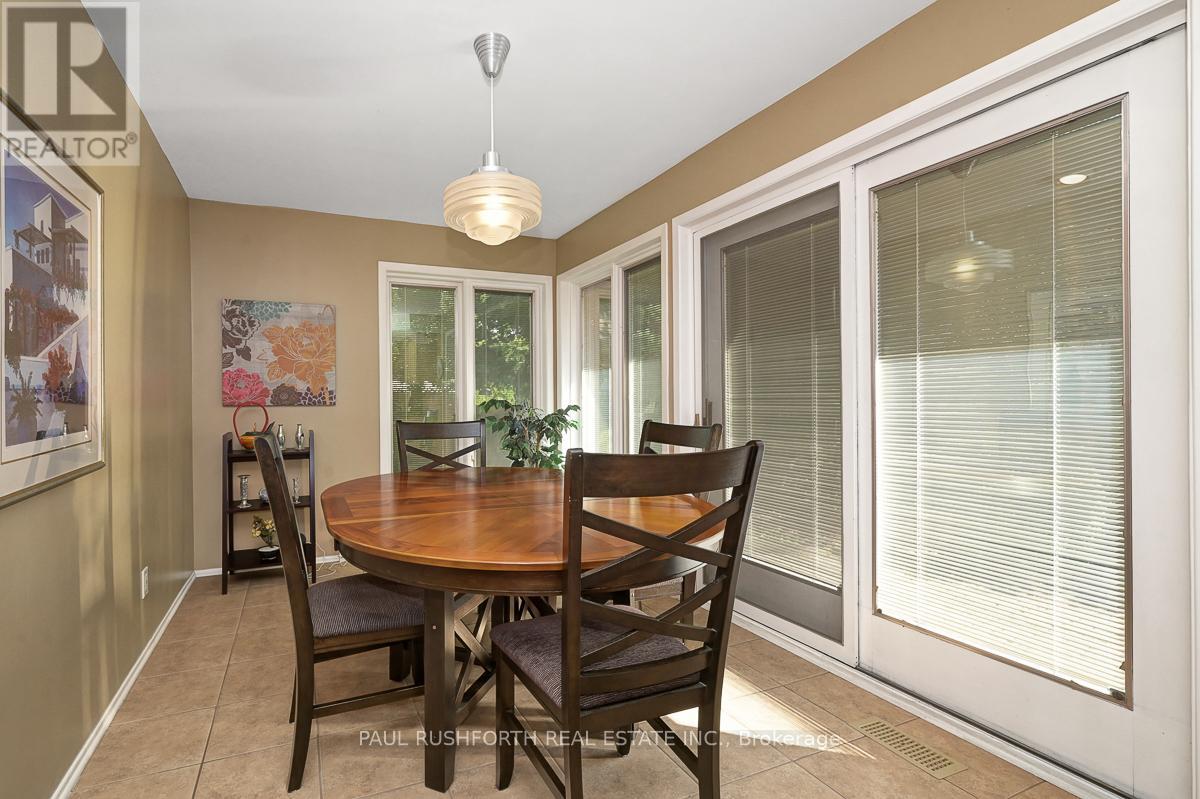 10 Cosburn Avenue