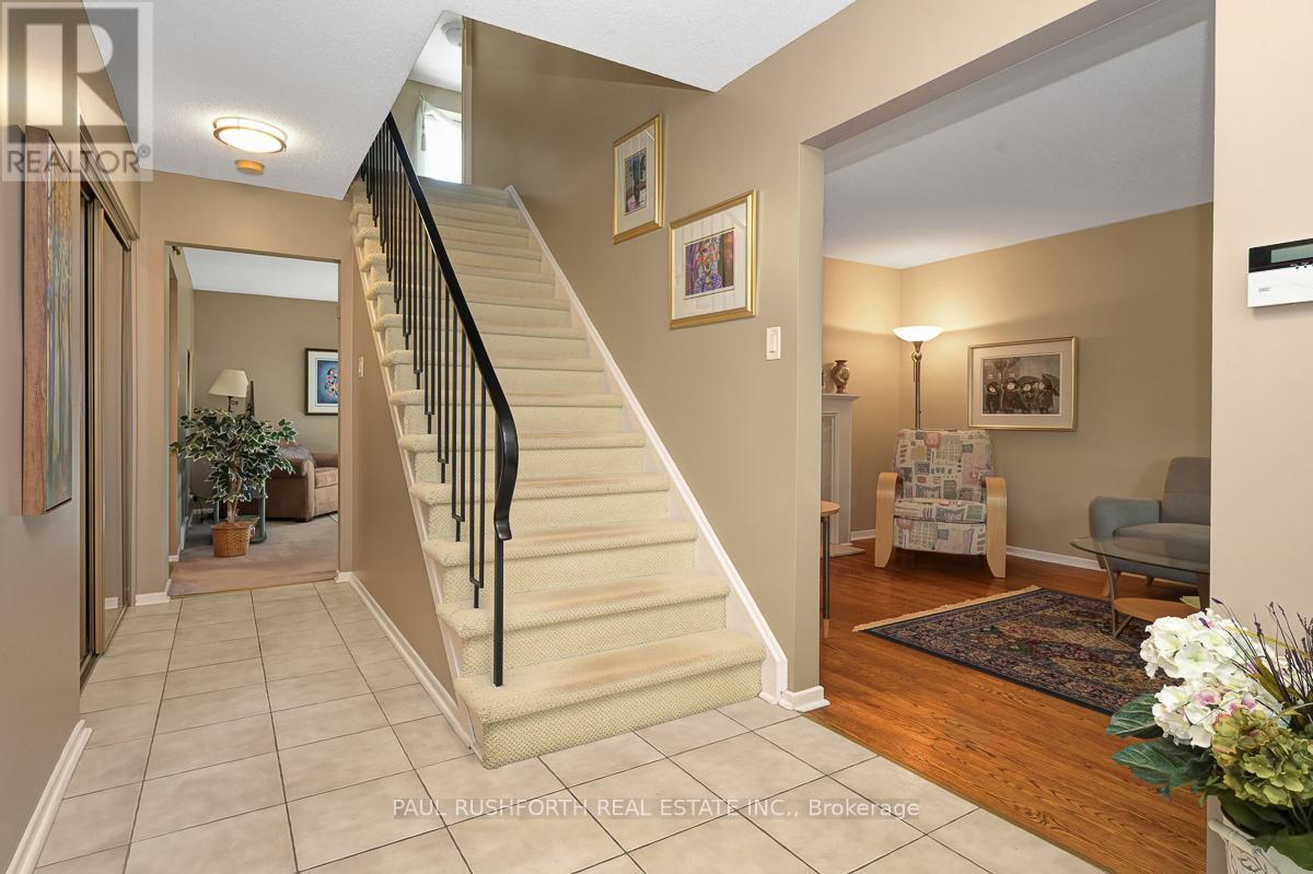 10 Cosburn Avenue