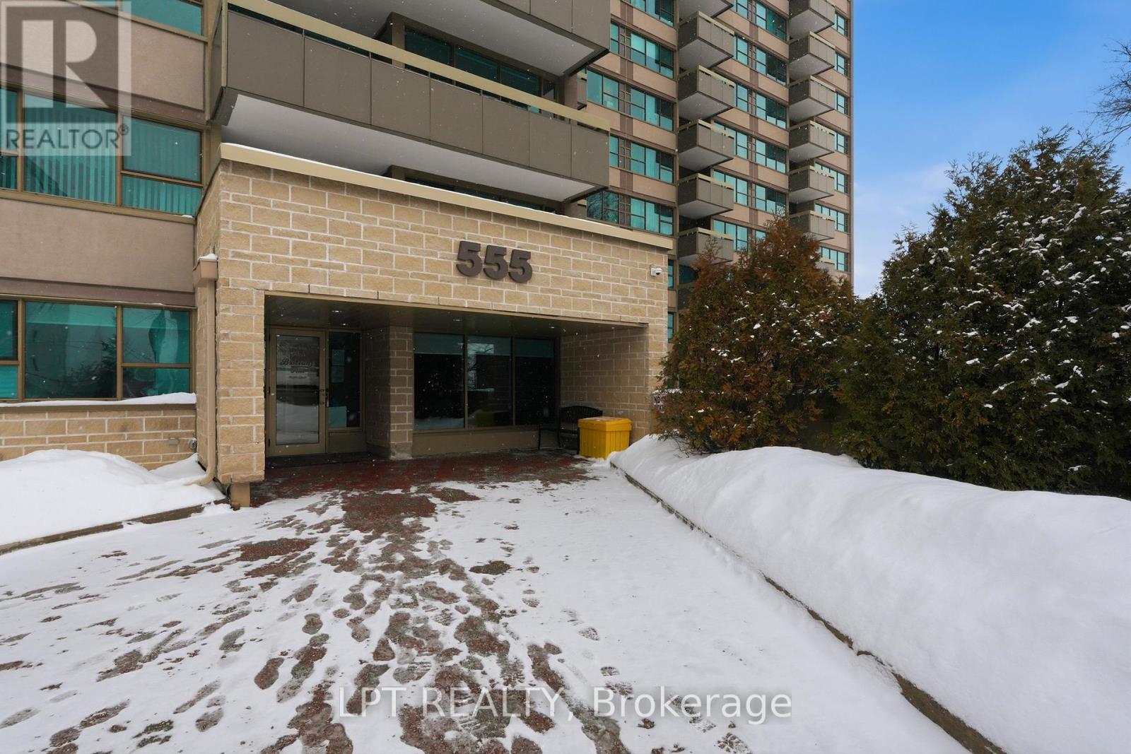 1112 - 555 Brittany Drive