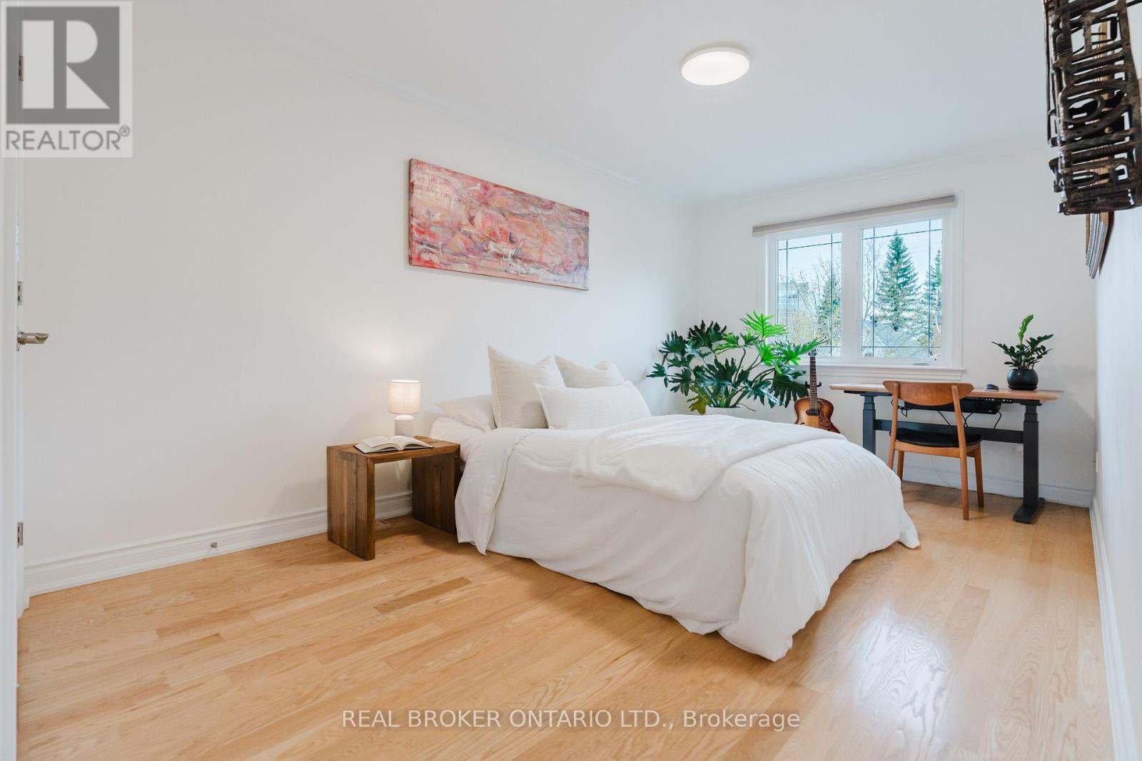 279 Currell Avenue