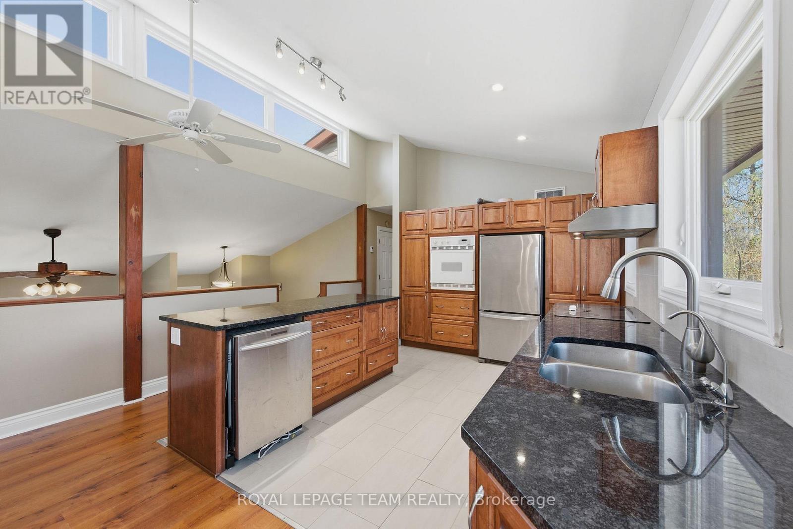 2870 Old Maple Lane