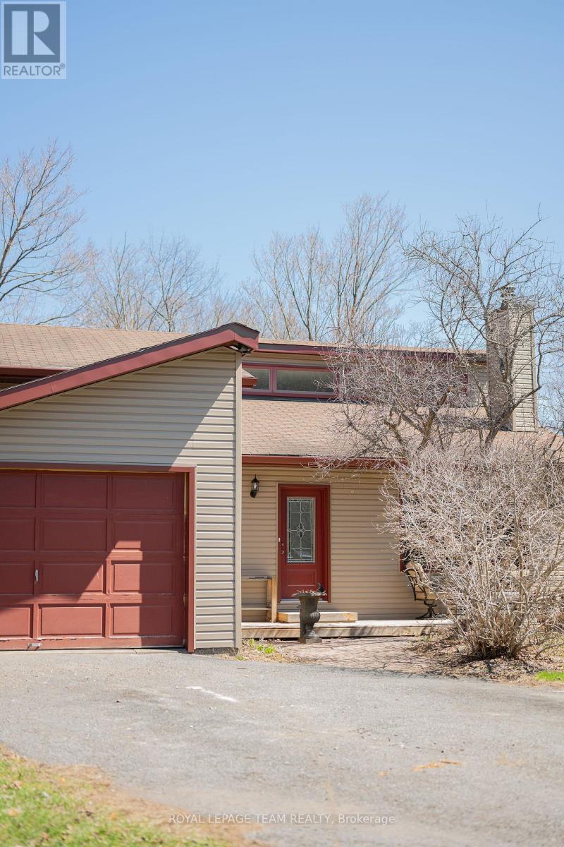 2870 Old Maple Lane
