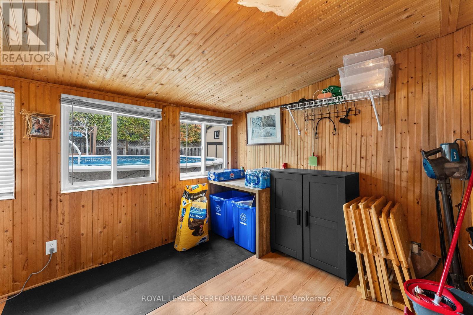 420 Hatfield Crescent