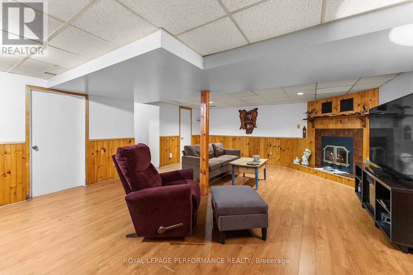 420 Hatfield Crescent