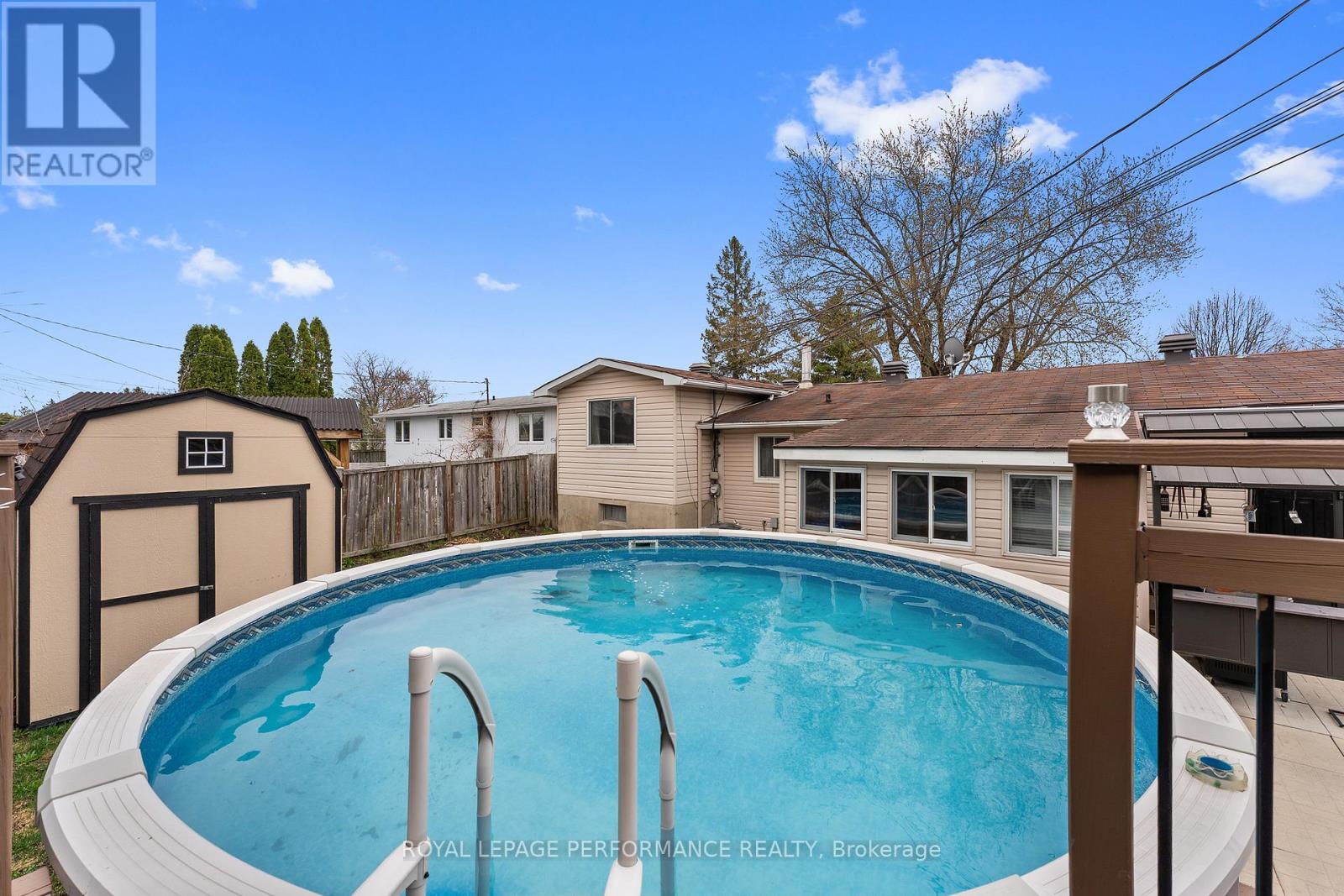 420 Hatfield Crescent
