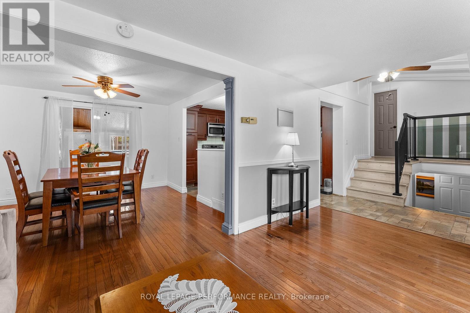 420 Hatfield Crescent