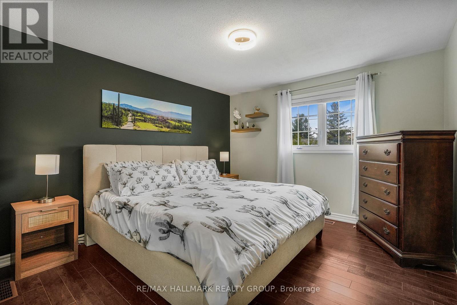1235 Campeau Crescent
