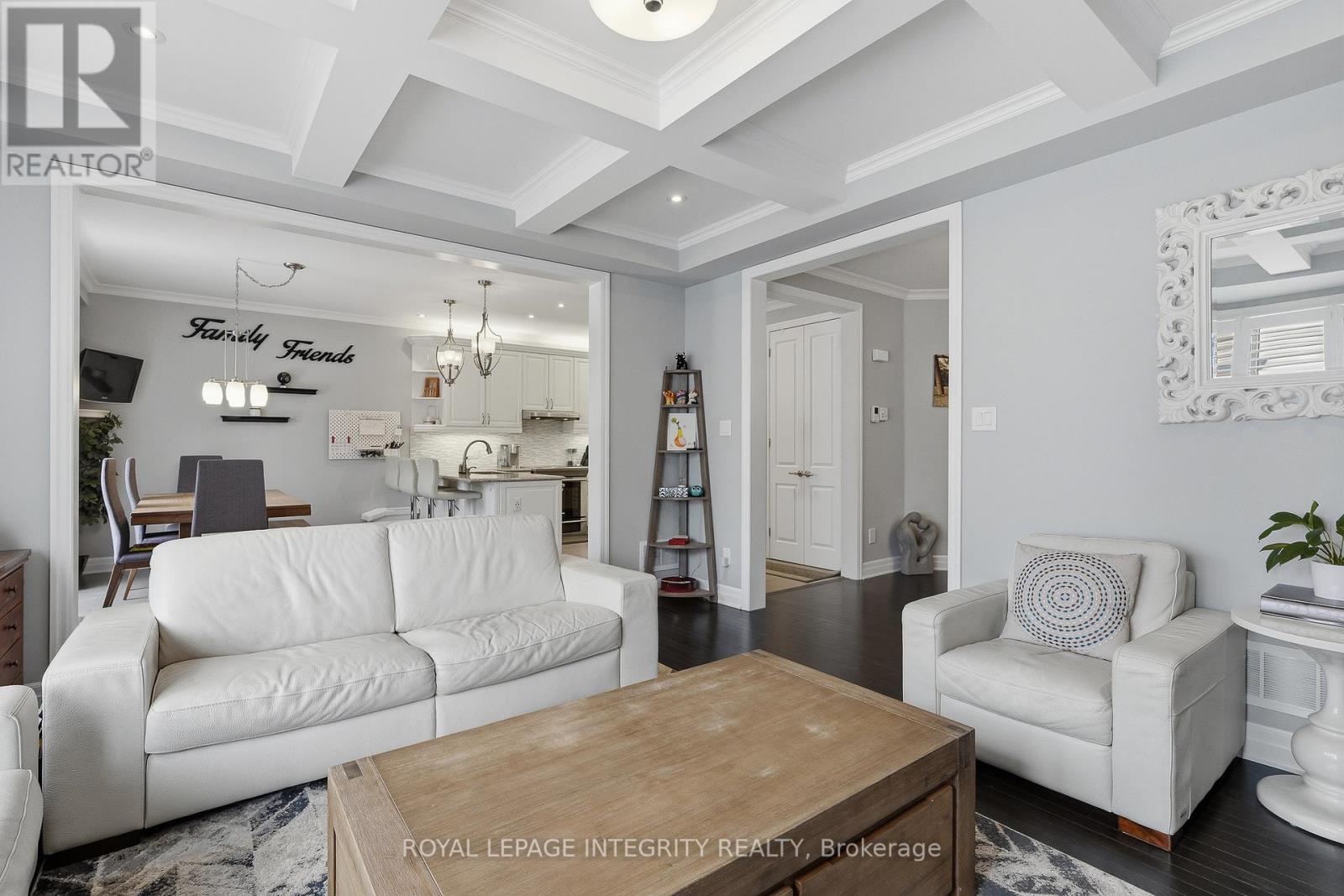 109 Soleil Avenue