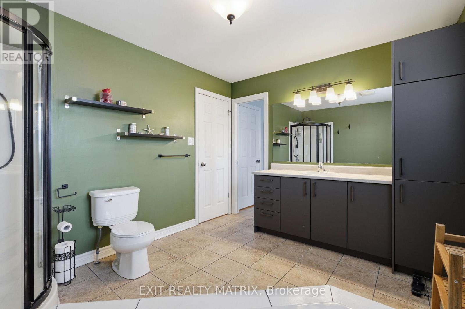 388 Quartz Avenue
