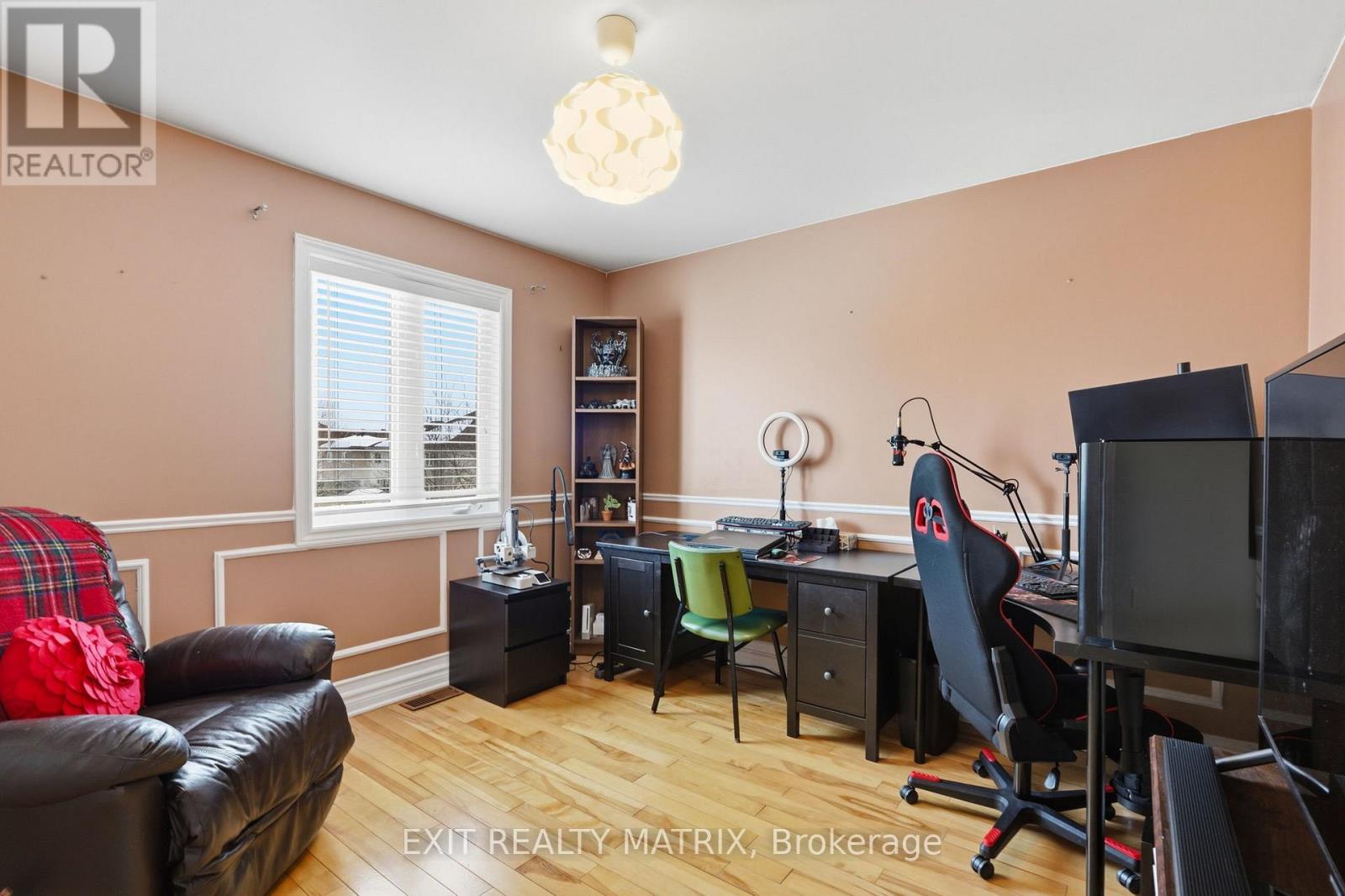 388 Quartz Avenue