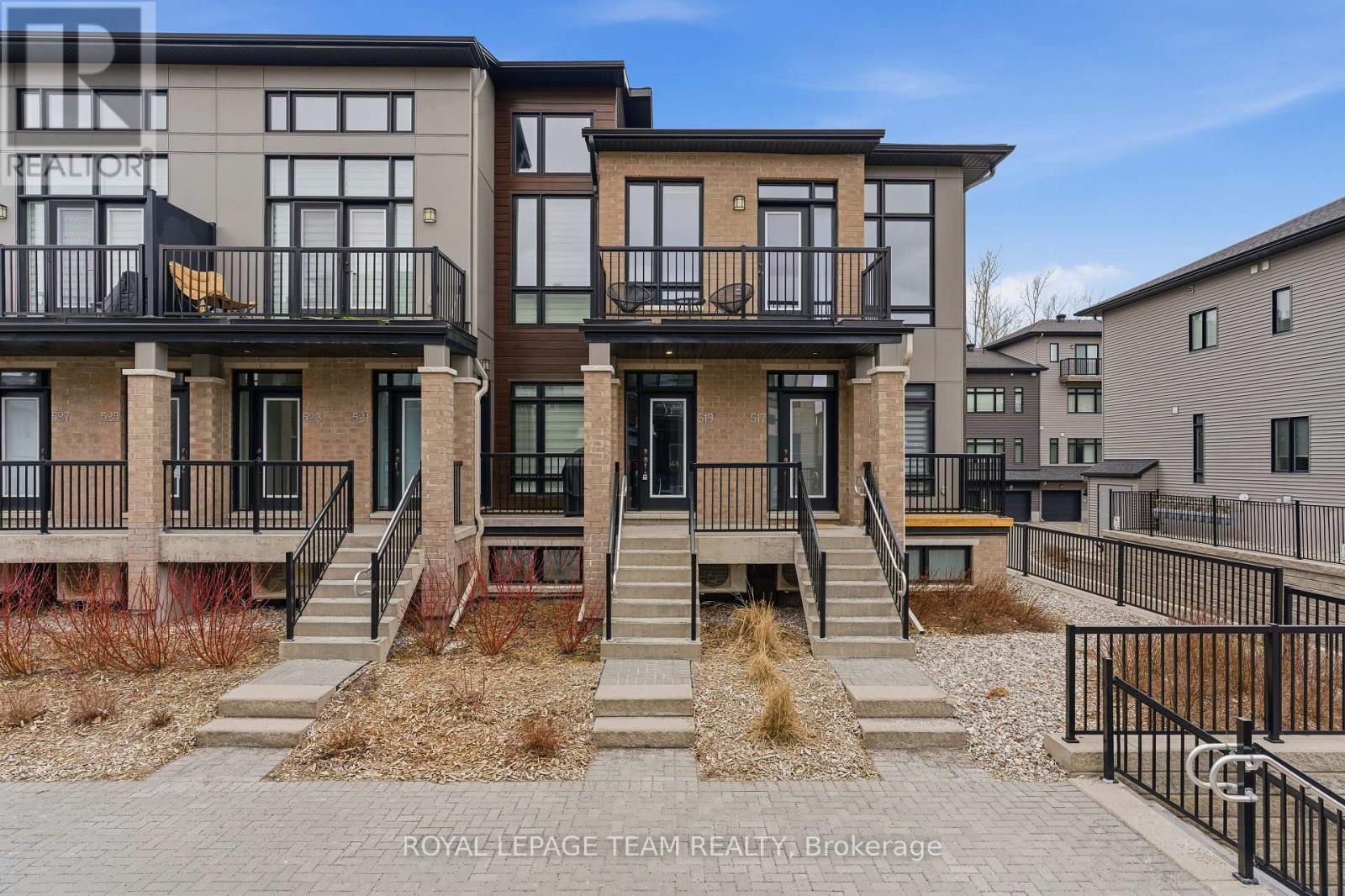 519 Crescendo Private