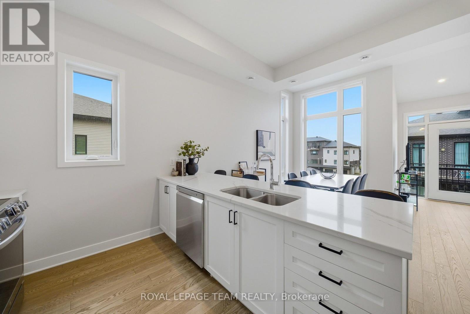 519 Crescendo Private