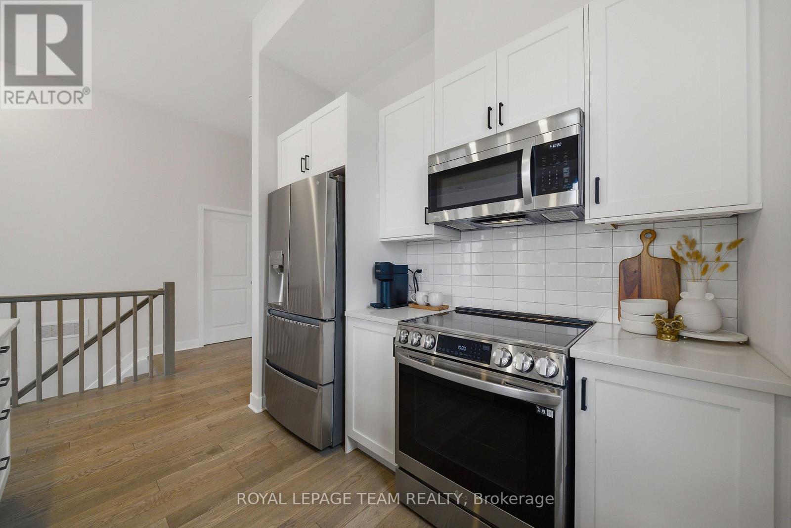 519 Crescendo Private