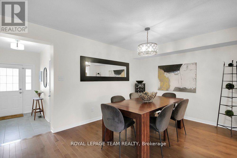 19 Fieldberry Private