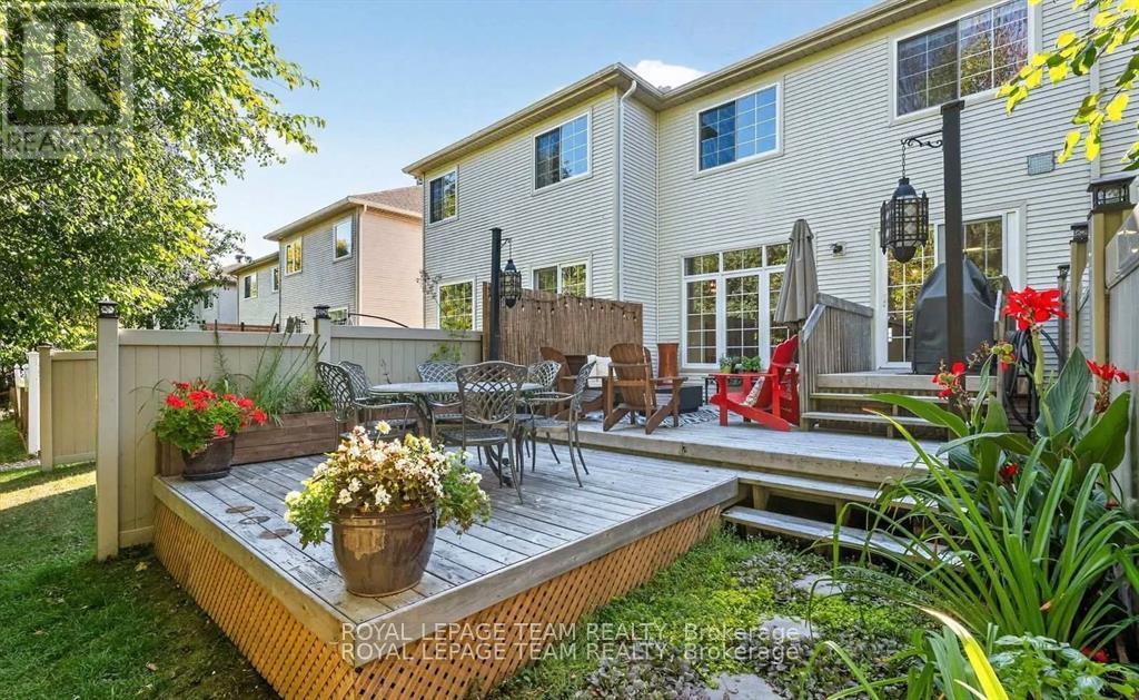 19 Fieldberry Private