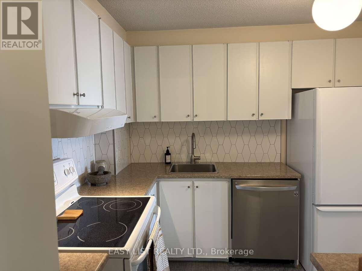 2005 - 415 Greenview Avenue
