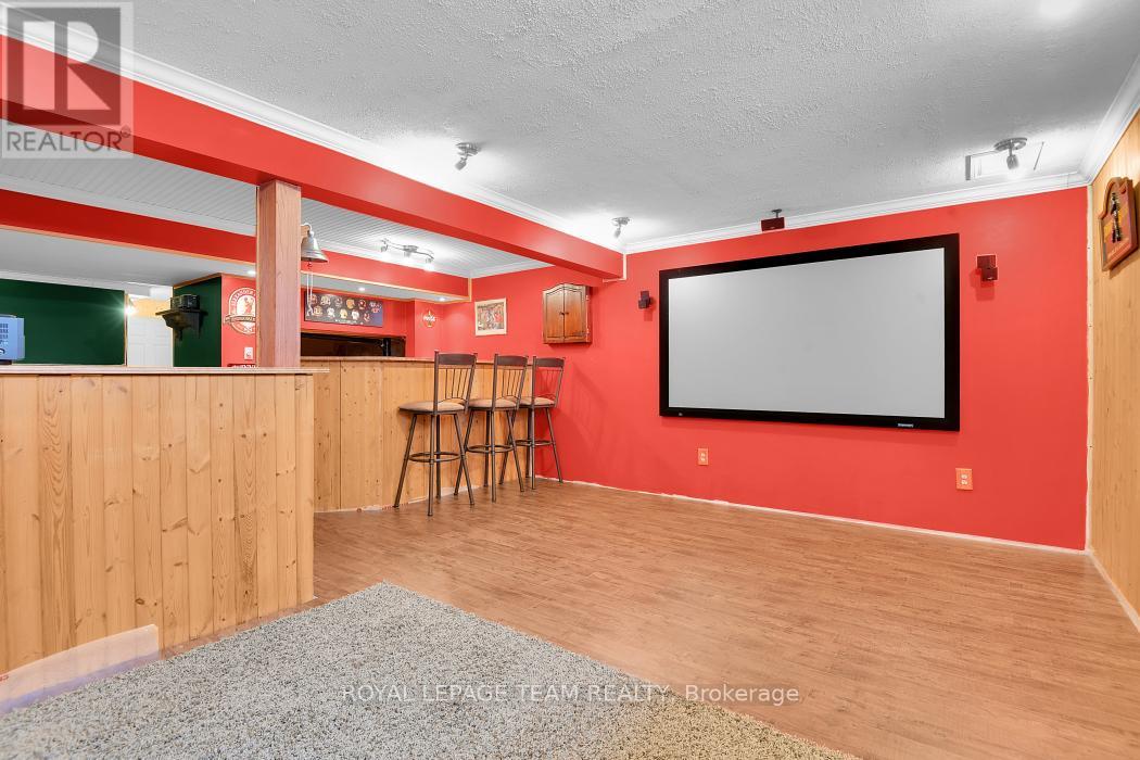 162 Redcliff Avenue
