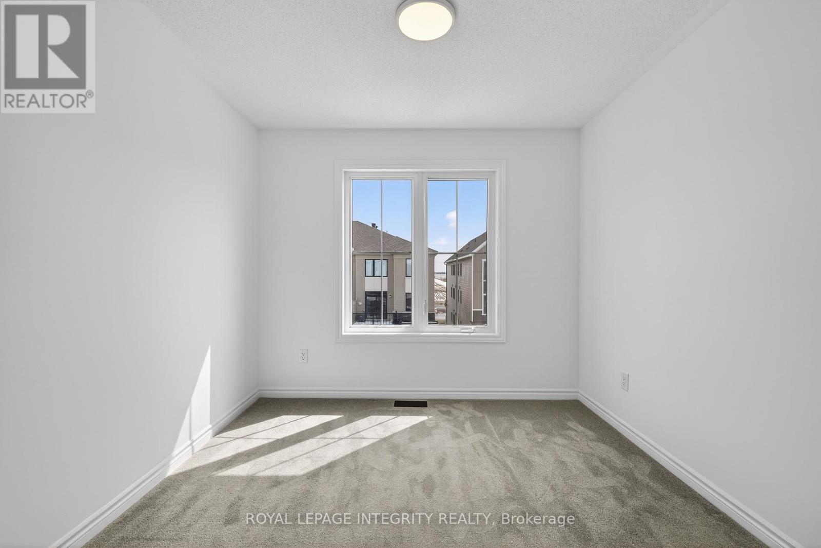21 Caspian Row