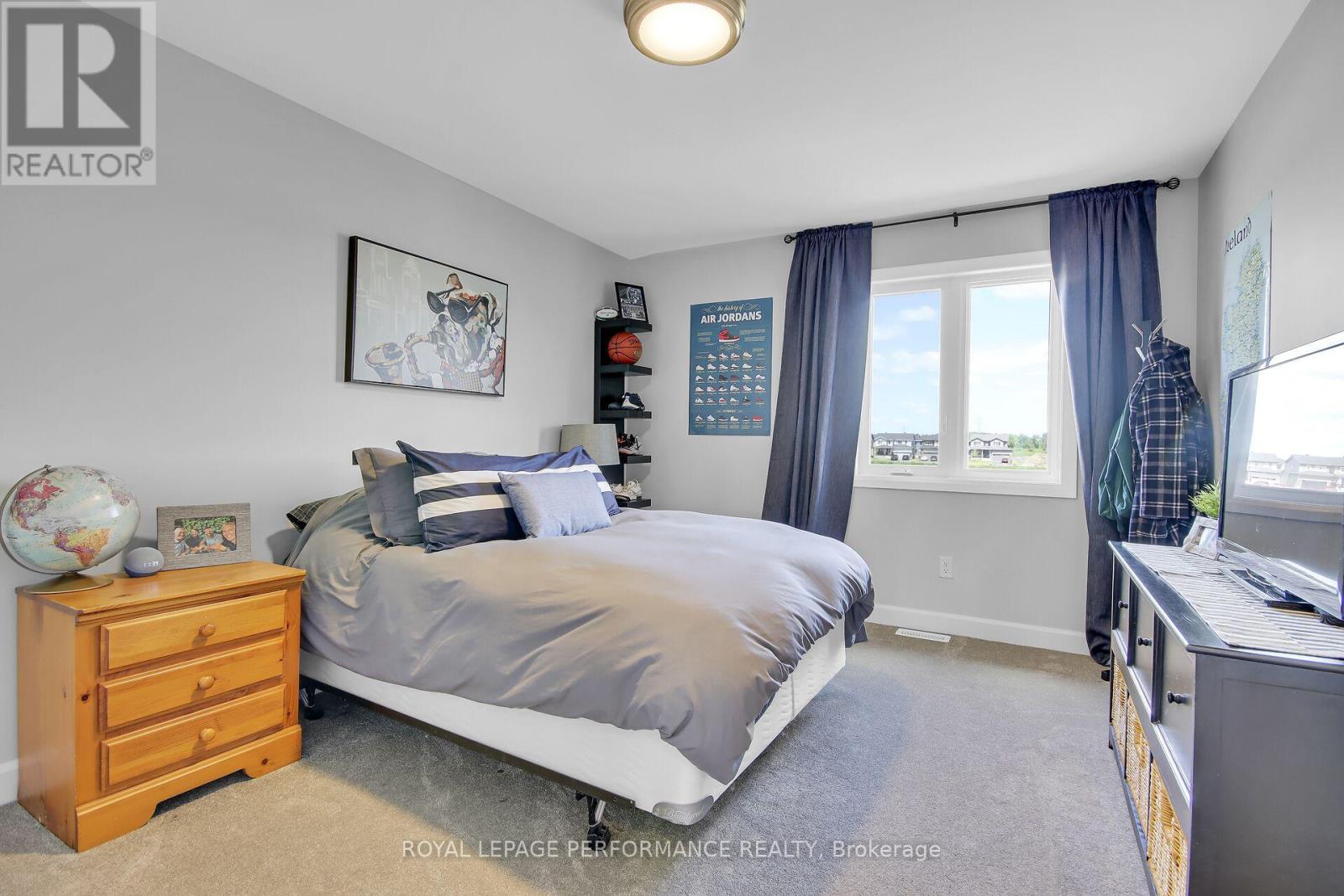 643 Parkview Terrace