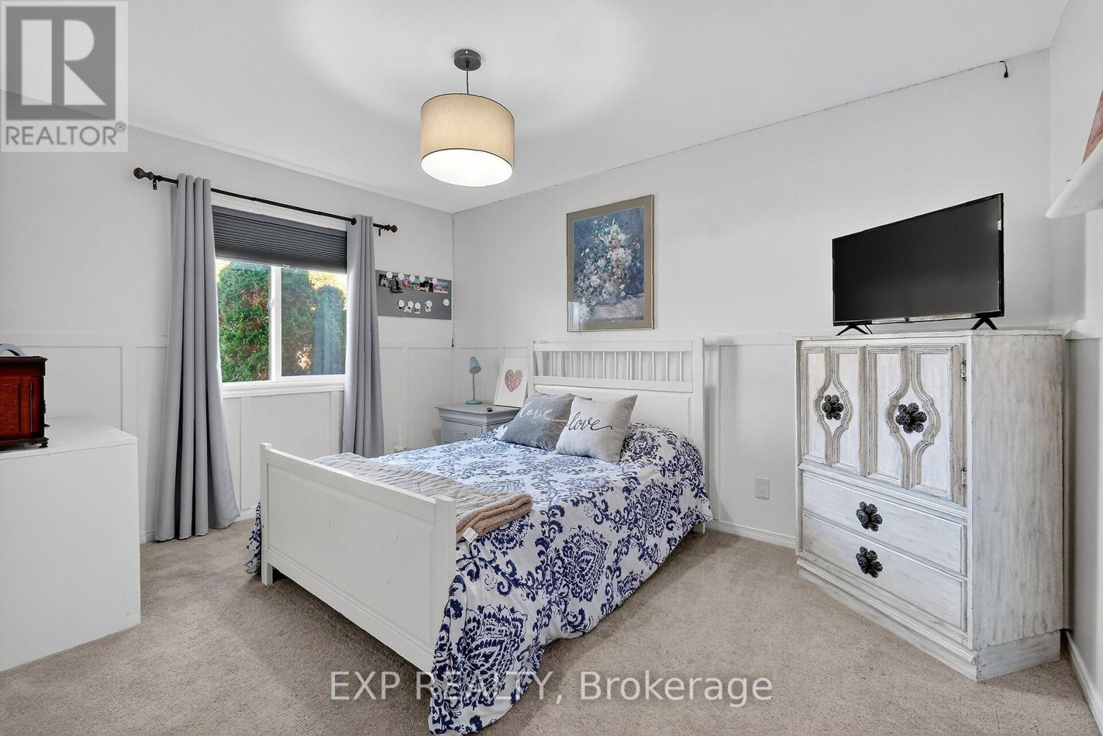 544 Loucks Drive