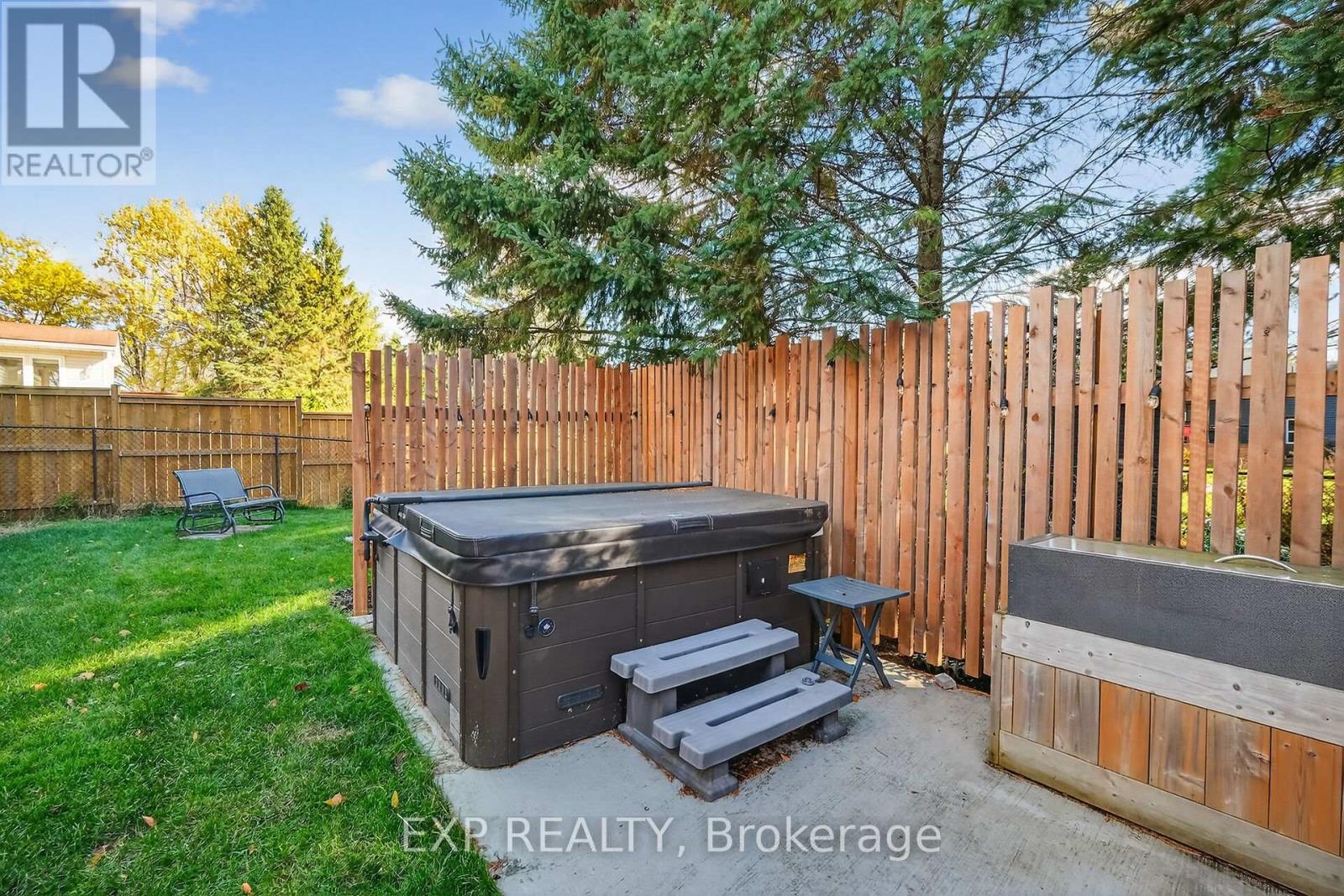 544 Loucks Drive
