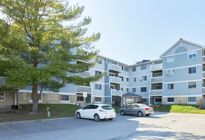 214 Viewmount Drive, Unit 417